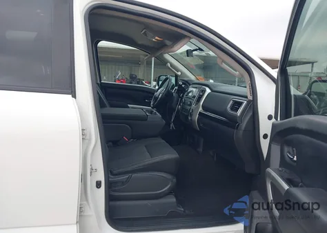 2018 Nissan Titan Sv z USA, uszkodzony, nr VIN 1N6AA1EK6JN545882